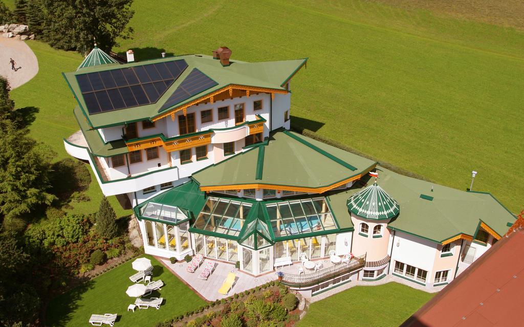 Hotel Neue Post Hippach Exteriör bild